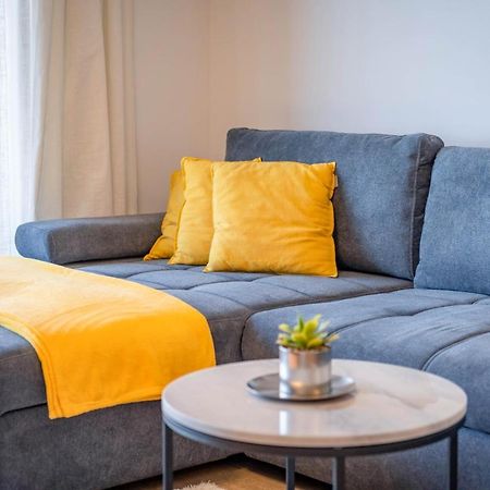 Myflat Coral Beach Apartment Шиофок Экстерьер фото